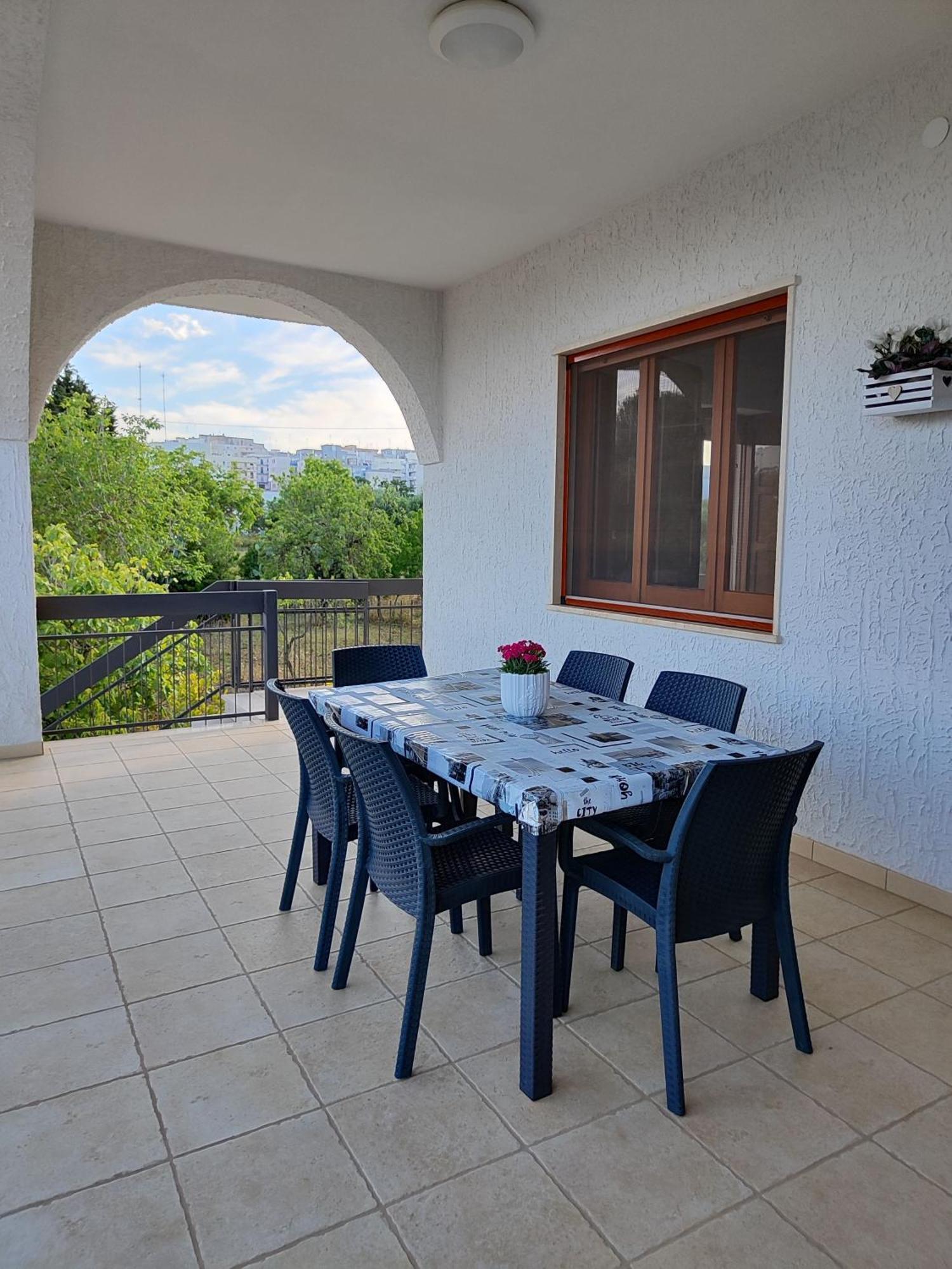 Casa Dori Villa Чистернино Екстериор снимка